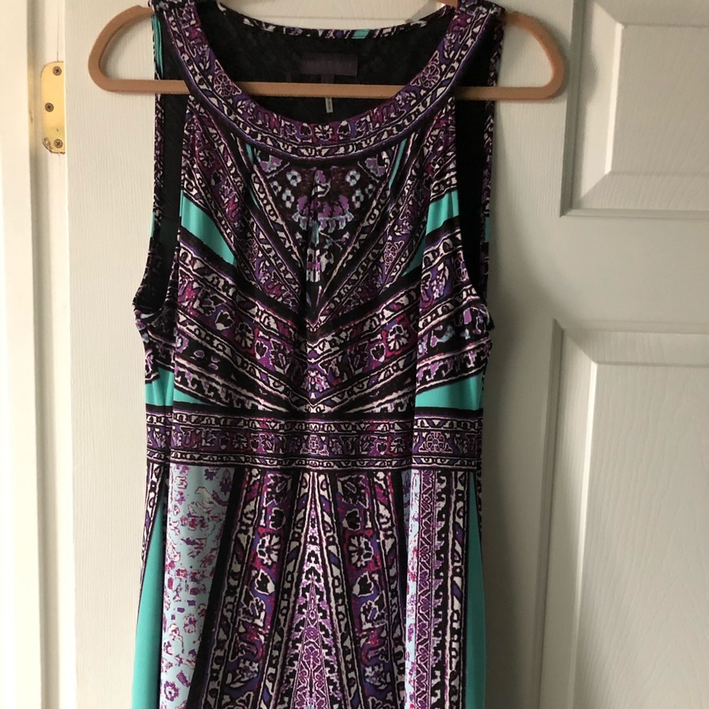 Lightweight pattern midi dress